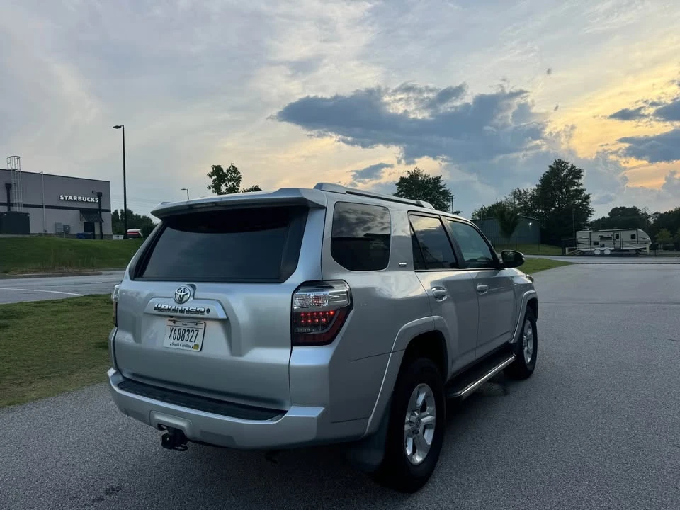 2017 Toyota 4Runner 5th Gen - Image 6 of 20