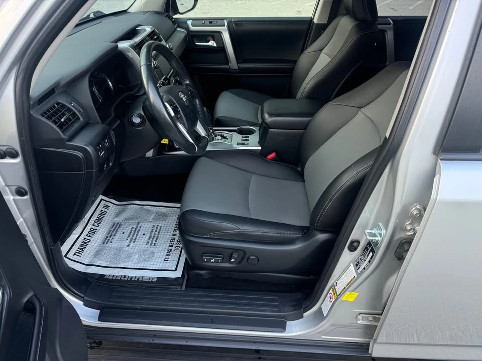2017 Toyota 4Runner 5th Gen - Image 11 of 20