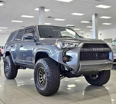 2017 Toyota 4Runner SR5 Sport Utility 4D