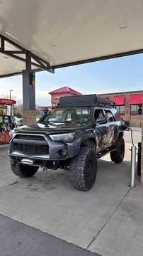 2017 Toyota 4Runner SR5 Sport Utility 4D