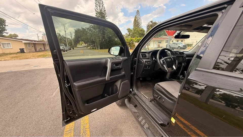 2017 Toyota 4Runner 5th Gen - Image 8 of 10