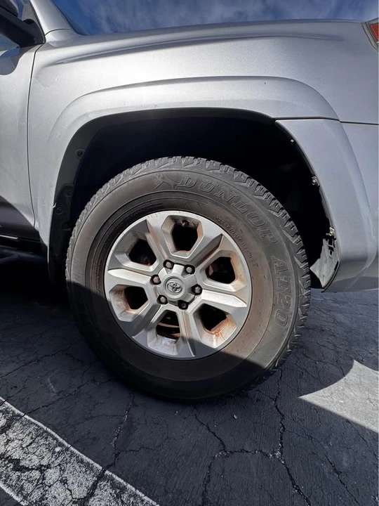 2017 Toyota 4Runner 5th Gen - Image 4 of 7