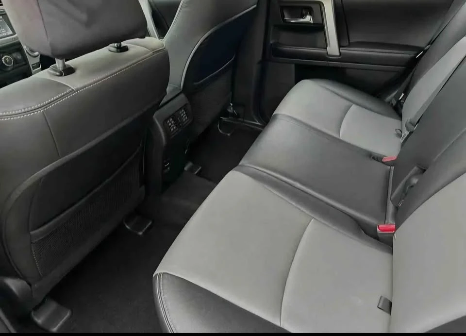 2017 Toyota 4Runner 5th Gen - Image 7 of 10