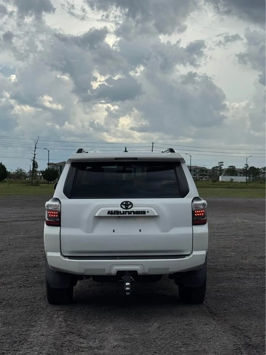 2017 Toyota 4Runner 5th Gen - Image 6 of 11