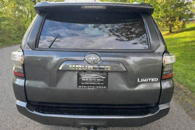 2017 Toyota 4Runner 5th Gen - Image 6 of 20