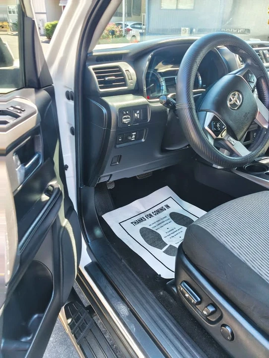 2017 Toyota 4Runner 5th Gen - Image 7 of 11