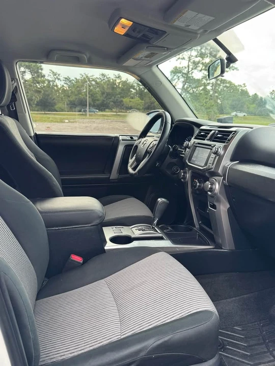 2017 Toyota 4Runner 5th Gen - Image 10 of 11