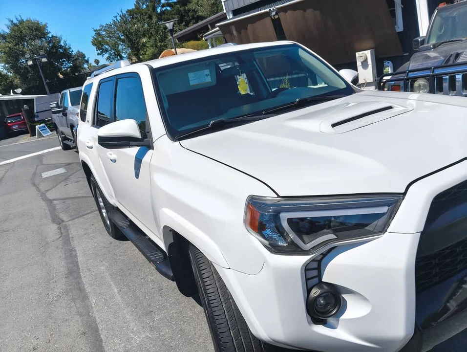 2017 Toyota 4Runner 5th Gen - Image 2 of 11