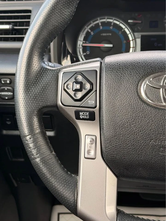 2017 Toyota 4Runner 5th Gen - Image 17 of 19