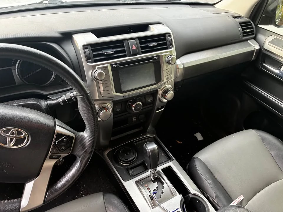 2017 Toyota 4Runner 5th Gen - Image 6 of 10