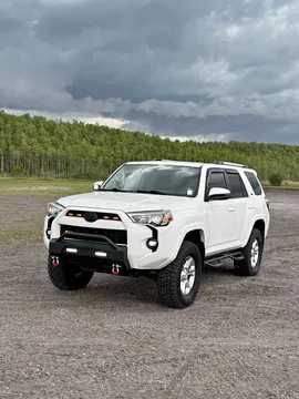 2017 Toyota 4Runner SR5 Sport Utility 4D