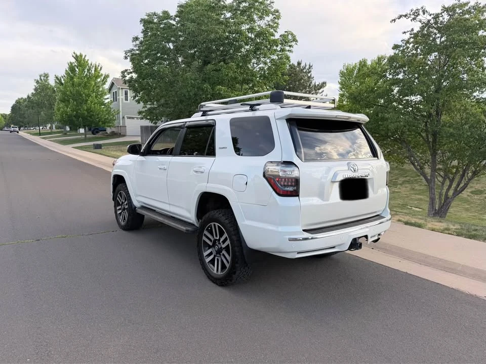 2017 Toyota 4Runner 5th Gen - Image 6 of 14