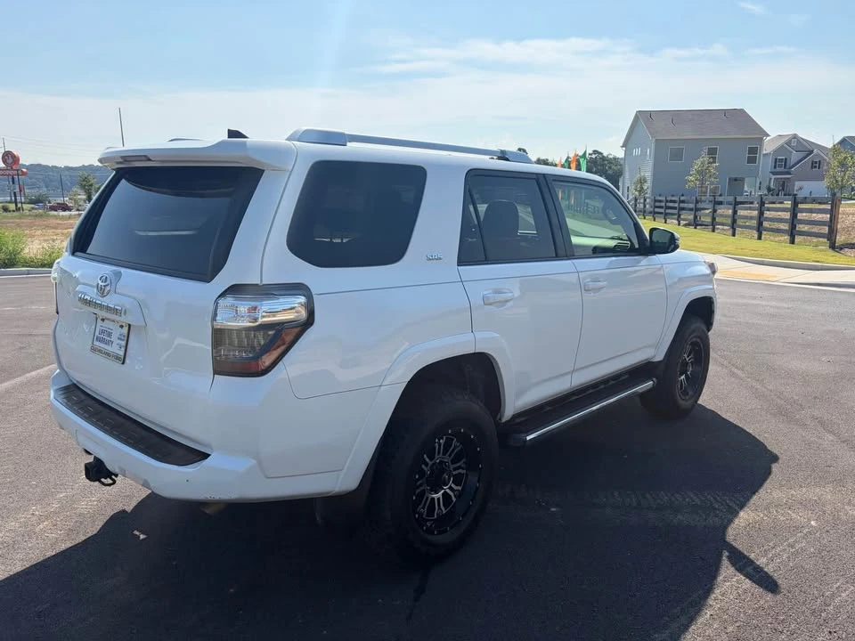 2017 Toyota 4Runner 5th Gen - Image 5 of 10
