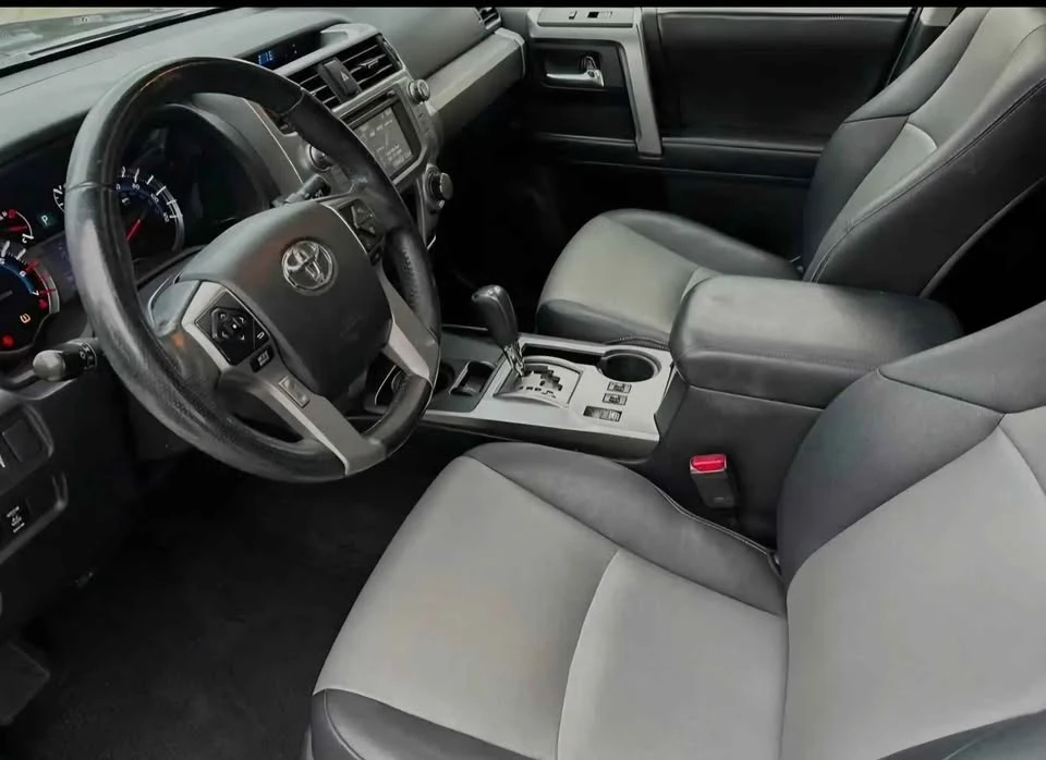 2017 Toyota 4Runner 5th Gen - Image 6 of 10