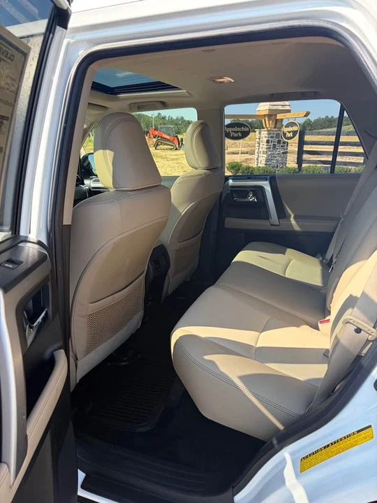 2017 Toyota 4Runner 5th Gen - Image 9 of 10