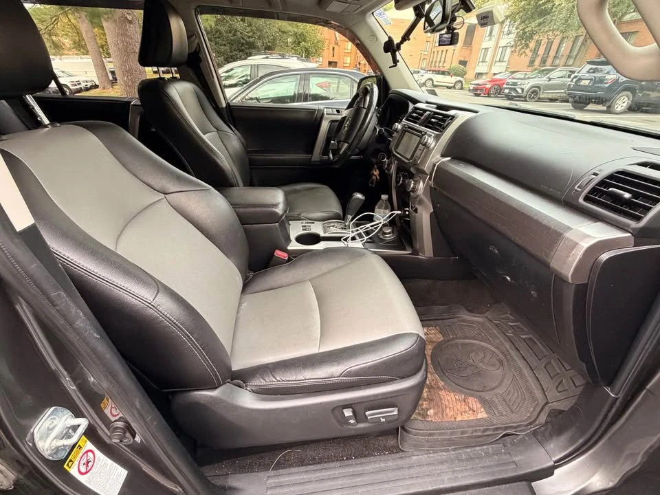 2017 Toyota 4Runner 5th Gen - Image 10 of 12