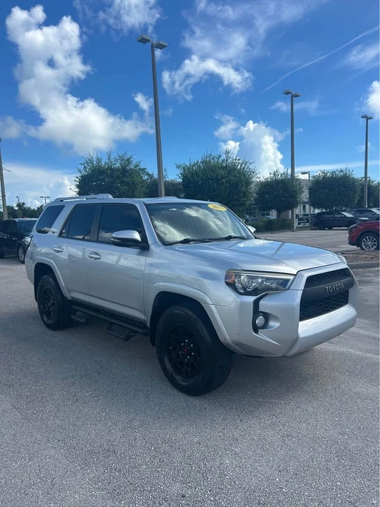 2017 Toyota 4Runner 5th Gen - Image 2 of 11