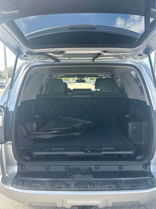 2017 Toyota 4Runner 5th Gen - Image 5 of 11