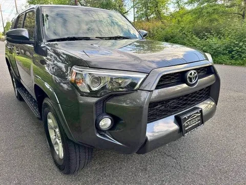 2017 Toyota 4Runner SR5 Sport Utility 4D