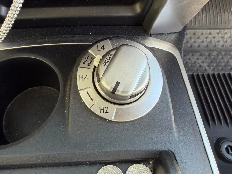 2017 Toyota 4Runner 5th Gen - Image 13 of 15