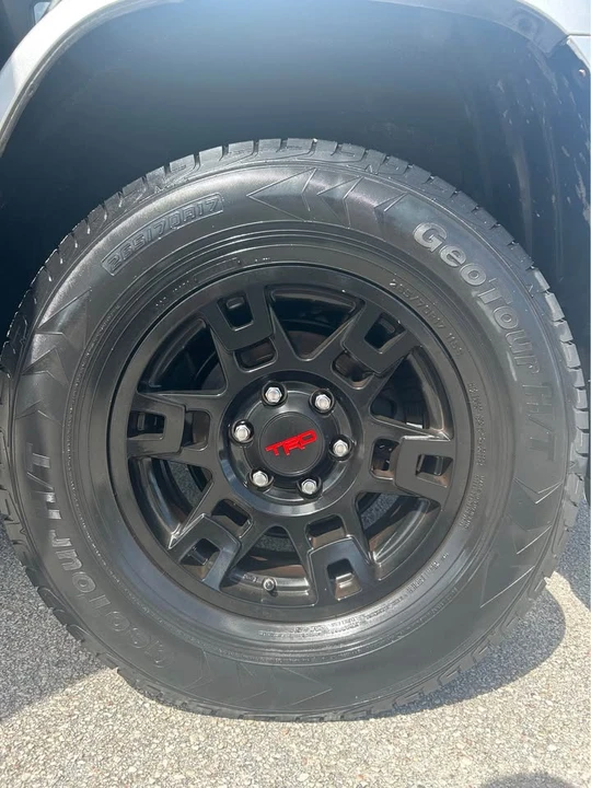 2017 Toyota 4Runner 5th Gen - Image 11 of 11