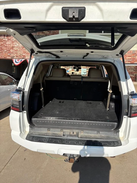2017 Toyota 4Runner 5th Gen - Image 8 of 9