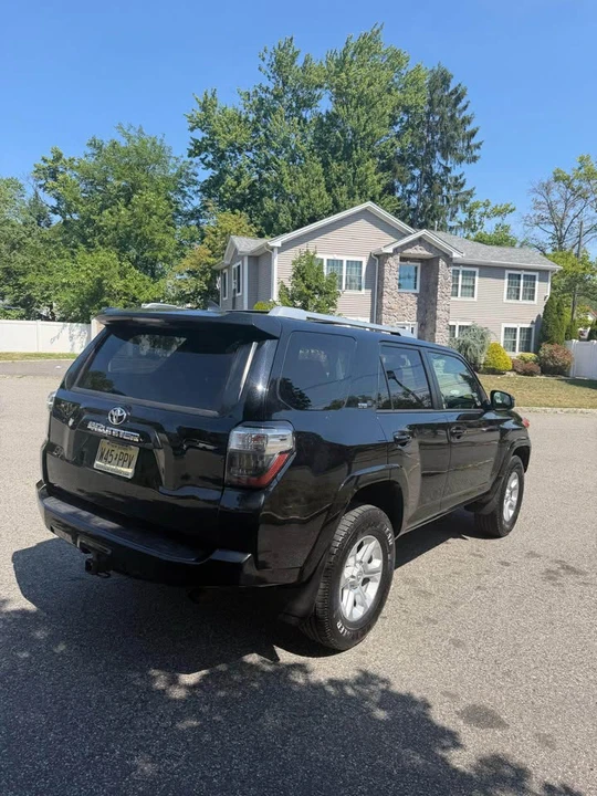 2017 Toyota 4Runner 5th Gen - Image 4 of 8