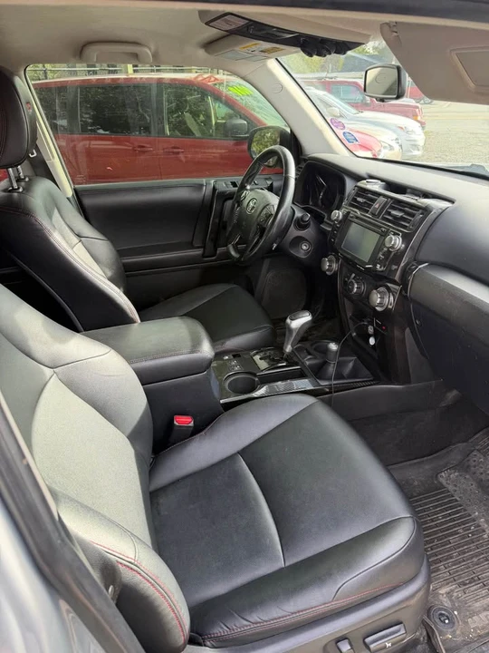 2017 Toyota 4Runner 5th Gen - Image 4 of 9