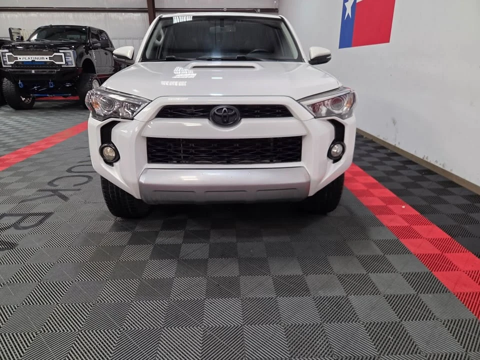 2017 Toyota 4Runner 5th Gen - Image 17 of 20
