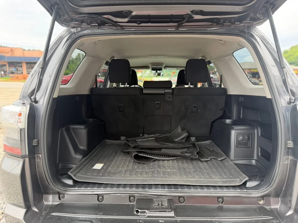 2017 Toyota 4Runner 5th Gen - Image 11 of 14