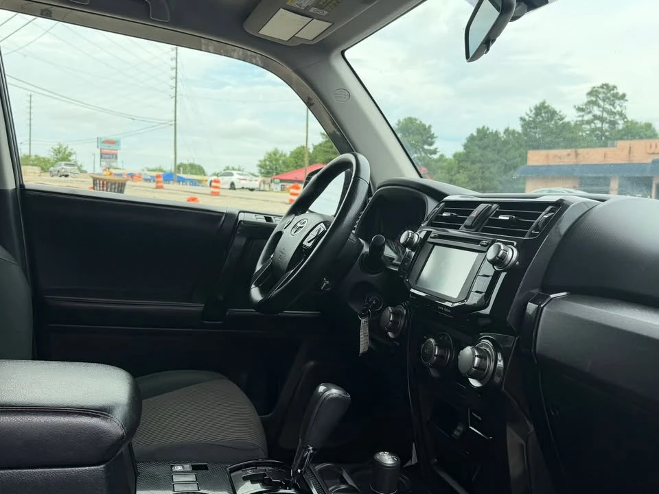 2017 Toyota 4Runner 5th Gen - Image 9 of 14