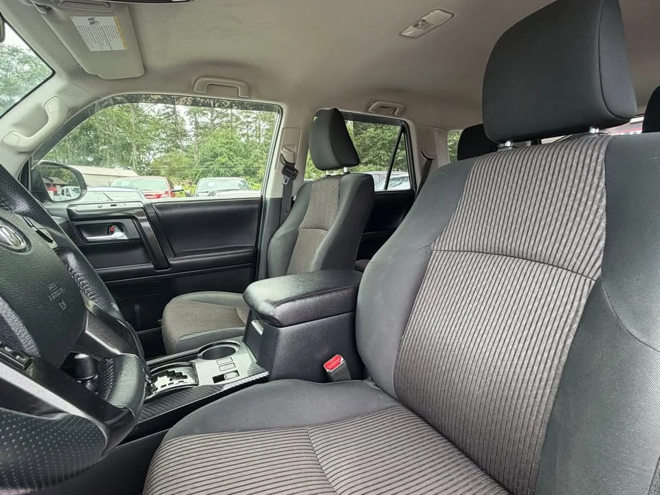 2017 Toyota 4Runner 5th Gen - Image 6 of 14