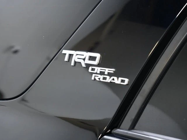 2017 Toyota 4Runner 5th Gen - Image 15 of 20