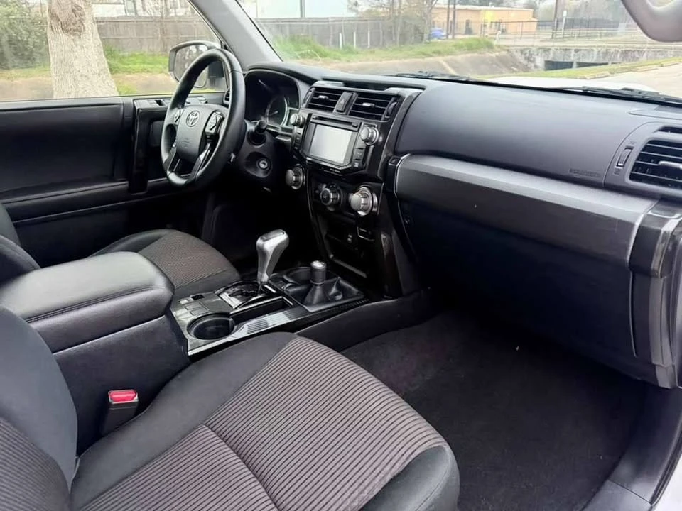 2017 Toyota 4Runner 5th Gen - Image 7 of 9