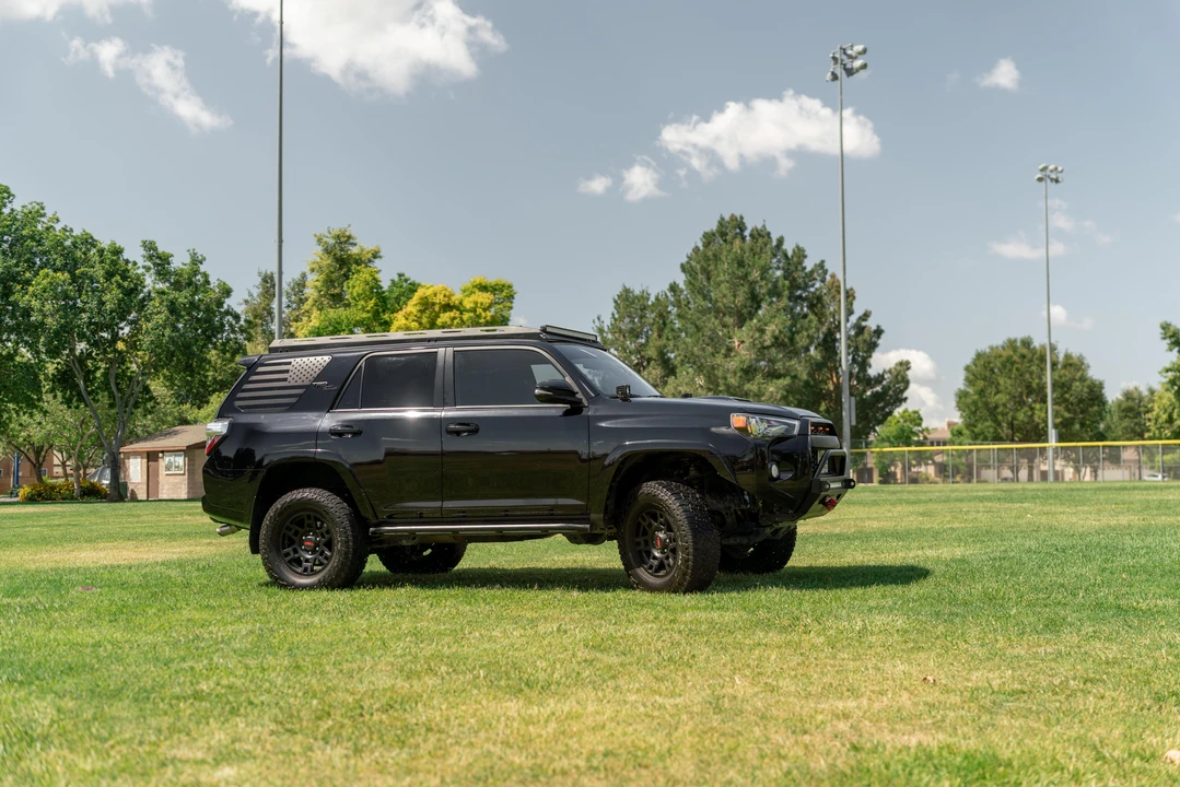 2017 Toyota 4Runner 5th Gen - Image 13 of 31