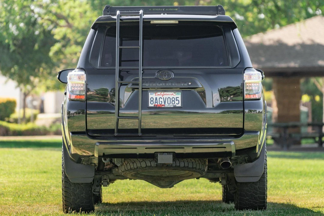 2017 Toyota 4Runner 5th Gen - Image 5 of 31