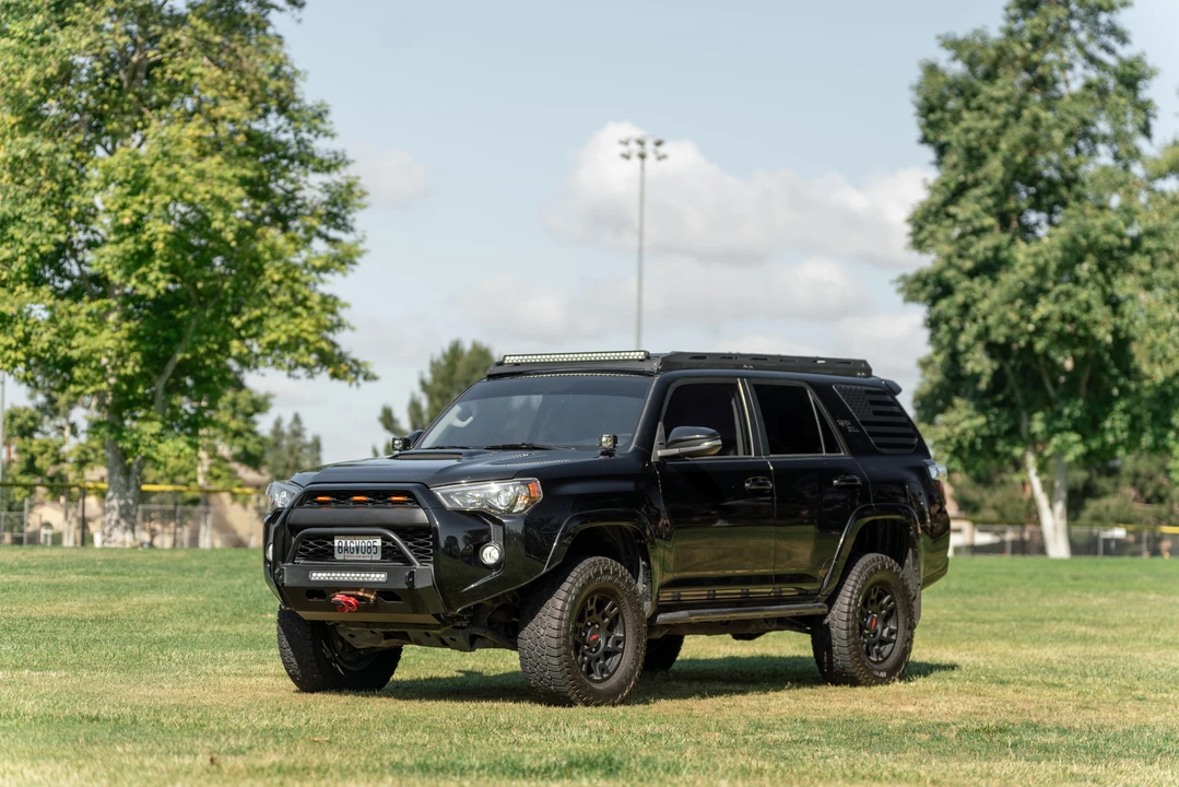 2017 Toyota 4Runner 5th Gen - Image 6 of 31