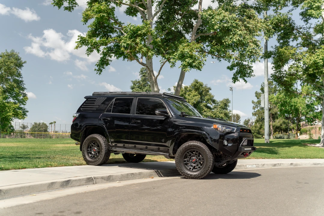 2017 Toyota 4Runner 5th Gen - Image 18 of 31