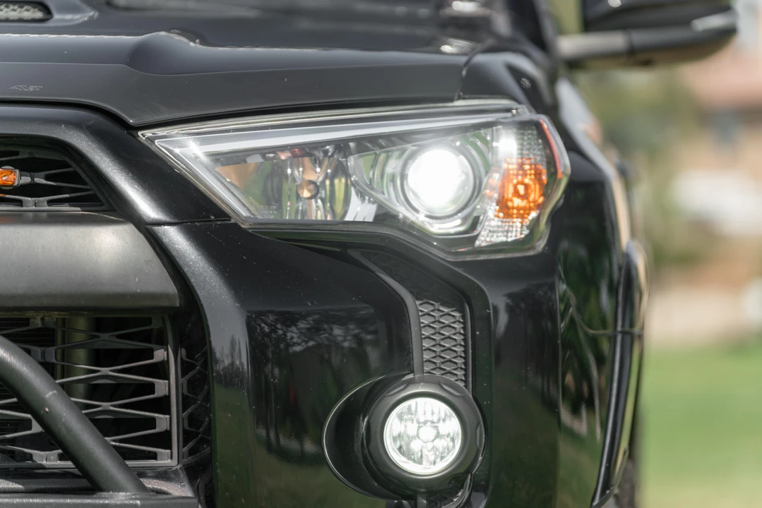 2017 Toyota 4Runner 5th Gen - Image 28 of 31