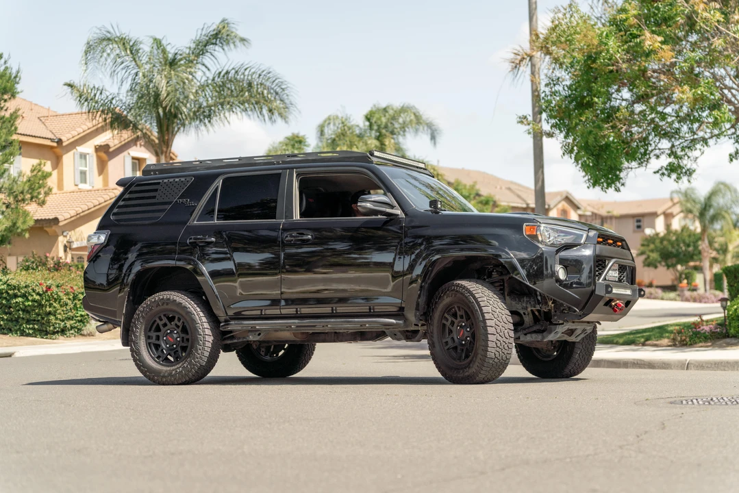 2017 Toyota 4Runner 5th Gen - Image 19 of 31