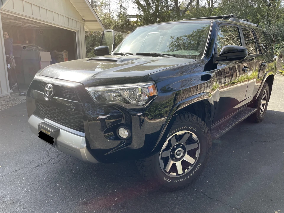 2017 Toyota 4Runner 5th Gen - Image 7 of 31