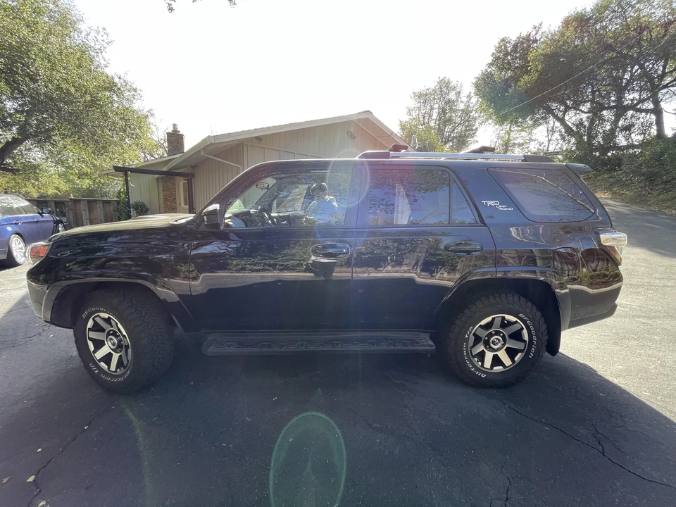 2017 Toyota 4Runner 5th Gen - Image 13 of 31