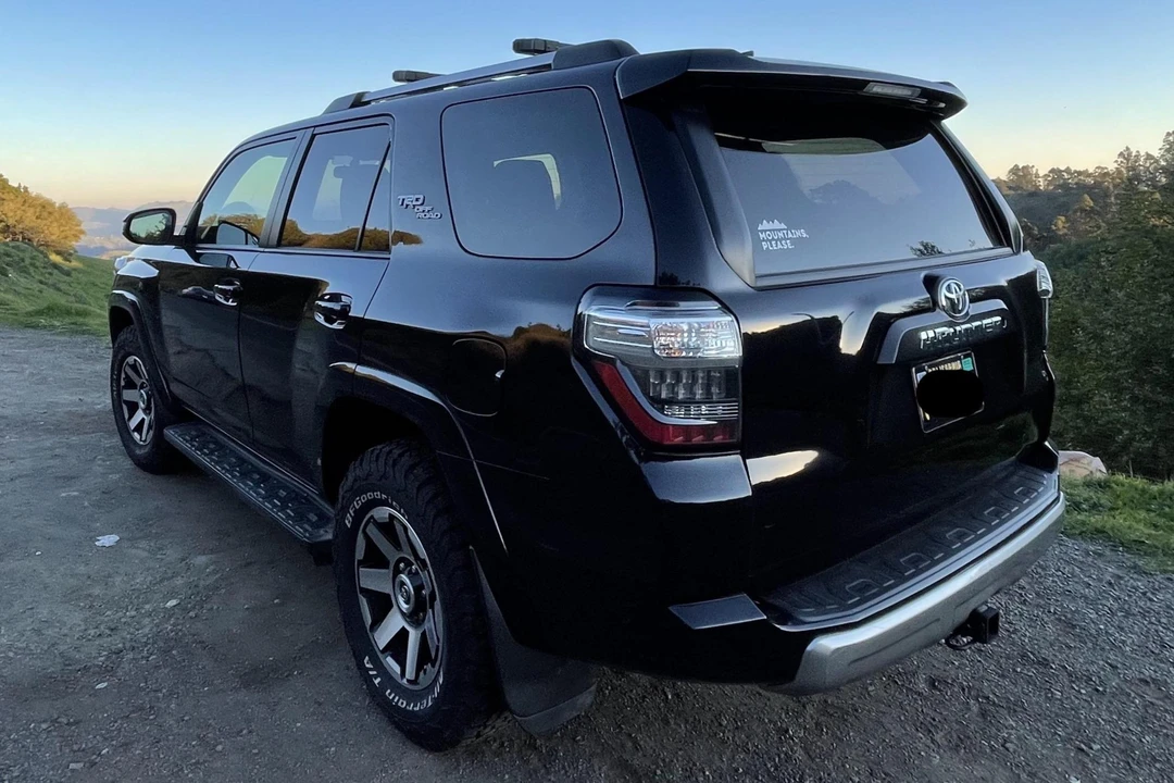 2017 Toyota 4Runner 5th Gen - Image 4 of 31