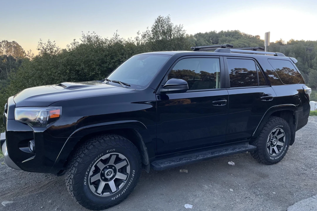 2017 Toyota 4Runner 5th Gen - Image 11 of 31
