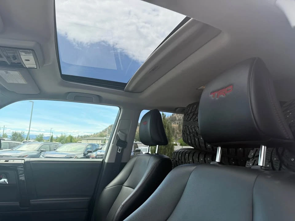 2017 Toyota 4Runner 5th Gen - Image 9 of 12