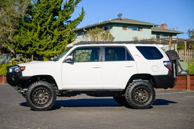 2017 Toyota 4Runner 5th Gen - Image 3 of 7
