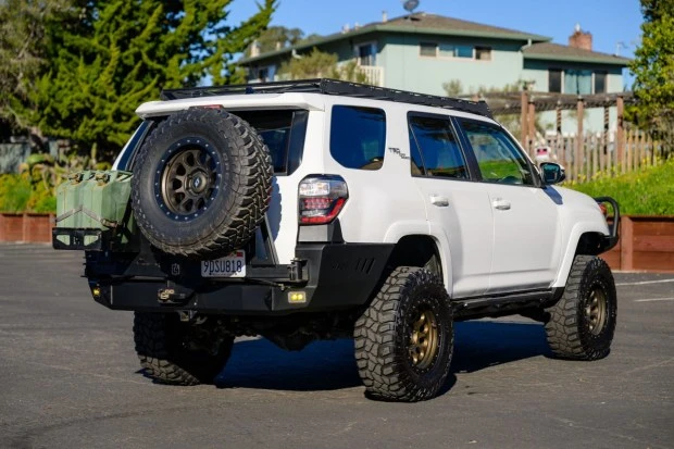 2017 Toyota 4Runner 5th Gen - Image 2 of 7