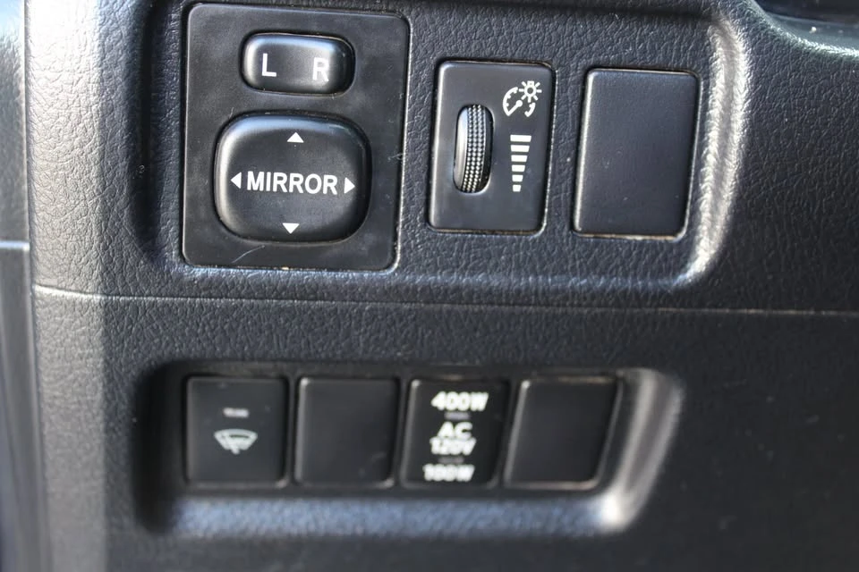 2017 Toyota 4Runner 5th Gen - Image 11 of 20