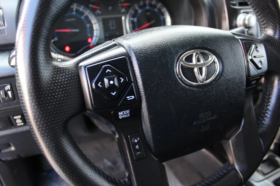 2017 Toyota 4Runner 5th Gen - Image 10 of 20