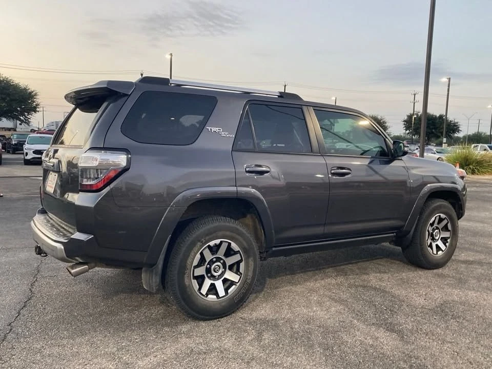 2017 Toyota 4Runner 5th Gen - Image 4 of 18